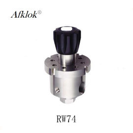 Thread Ends Back Pressure Regulating Valve For Ultra High Purity Gas 250 Psi